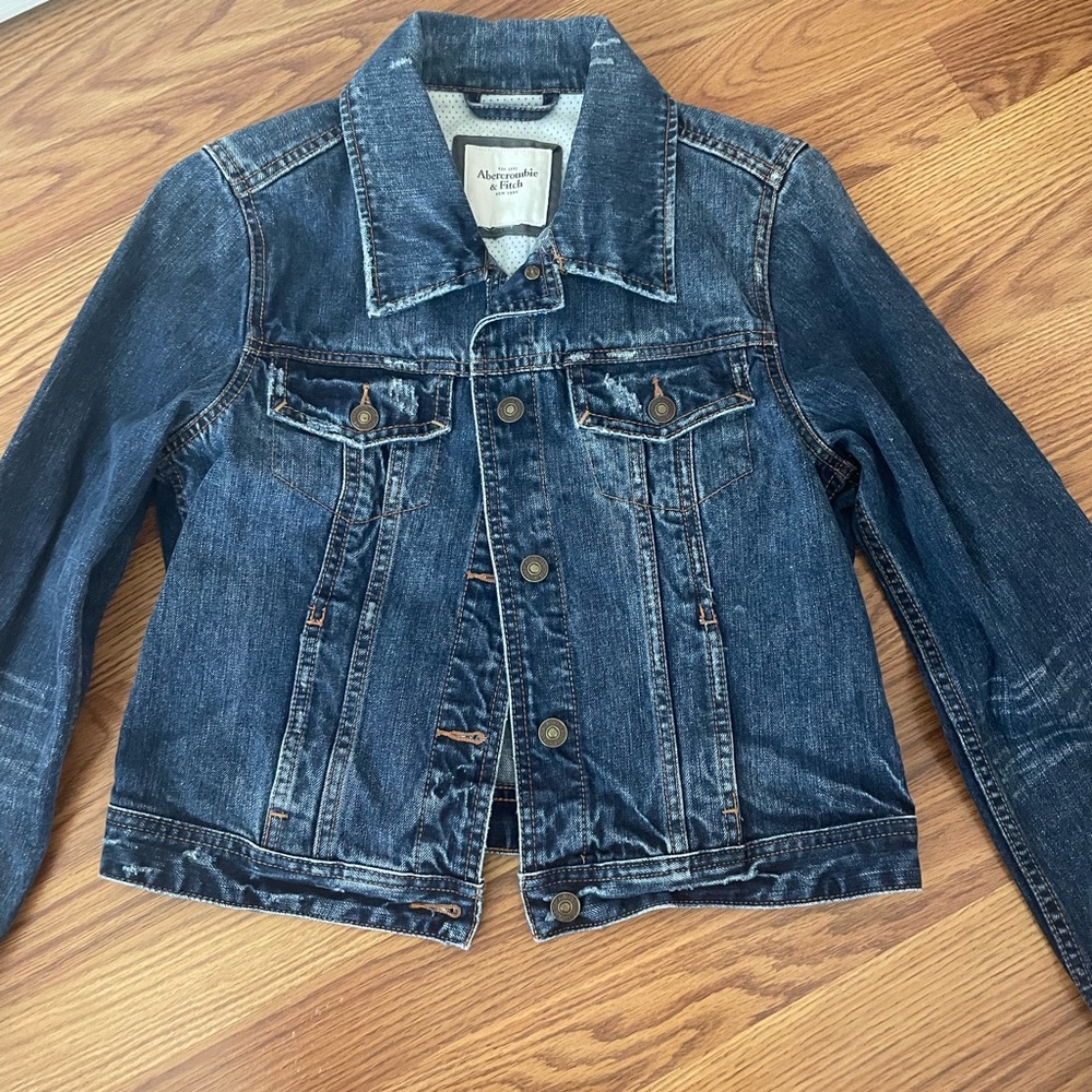 2000s Abercrombie & Fitch Denim Jacket: 100% Cotton Size Women’s XS/S or Youth L